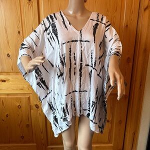 Blanc du Nil Womens French Kimono Poncho Abstract Print Top One Size Beach